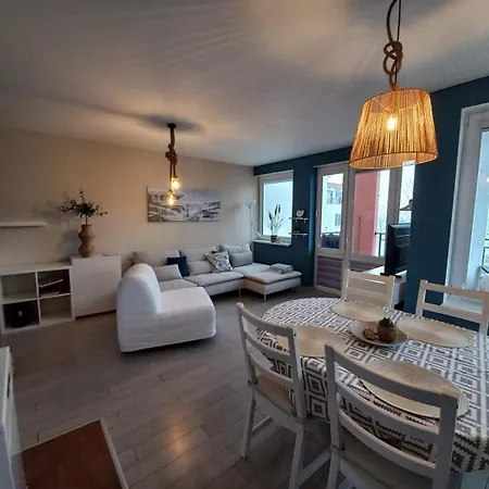 Apartment Sea View Apartment - 2 Min To Beach - Large Balcony - Pool - Riviera Fort *